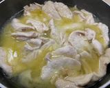 Foto del paso 5 de la receta: Filetes de pollo en salsa de vino