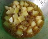 Foto langkah ke 2 dari resep Tumis Kikil Kentang 🥔.
