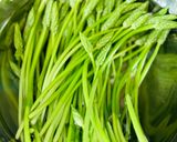 Hình bước làm 1 của món 🌱 Salad Su Hào, Nấm & Măng Tây Rừng Sốt Hành Tăm