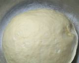 Foto langkah ke 3 dari resep Donat Maizena Awet Empuk.
