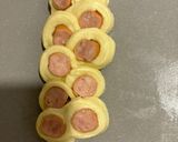 A picture of step 8 of Pork Floss Hot Dog Buns.