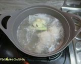 Hình bước làm 2 của món Canh gà 닭곰탕