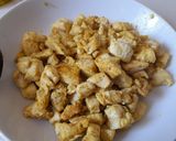 A picture of step 2 of Chicken Curry Samosas.