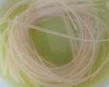 Foto del paso 1 de la receta: Pak choi salteado con langostinos