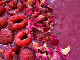 Raspberry beetroot smoothie