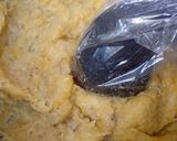 Foto langkah ke 1 dari resep Camilan Viral 2025 Donat Pisang Ala Tasyi Athasyia.