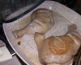 Pas rețetă Pulpe de pui cu ciuperci și mămăligă 2 fotografie