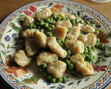 Foto del paso 15 de la receta: Ñoquis 2 con roque y alberjas dijo Lucho