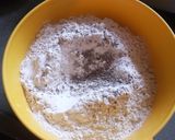 A picture of step 1 of Ajwain Thepla.