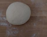 Foto del passaggio 3 della ricetta Pizzolo di Sortino (peperoni, tonno e capperi & Margherita)