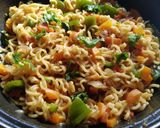 मैगी सैंडविच पकौड़ा (maggi sandwich pakoda recipe in Hindi) रेसिपी चरण 2 फोटो
