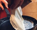 Foto del paso 10 de la receta: Empanaditas chinas con toque occidental