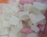 Foto langkah ke 2 dari resep Cecek Kelapa (pasangan Bubur Cecek).