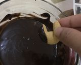 Foto langkah ke 6 dari resep Almond Crescent.