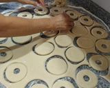 Foto del paso 3 de la receta: Donas azucaradas