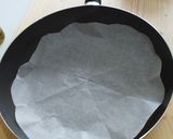 Foto del passaggio 1 della ricetta Focaccia Veloce Gluten Free Cotta in padella