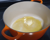 Foto del paso 1 de la receta: Sopa de cebolla a mi manera con miso