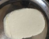 A picture of step 2 of Potato Paneer Pakora.
