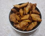 கார சீரக சங்கர பாலி(Spicy jeera shankarapali recipe) ரெசிபி ஸ்டேப் 5 புகைப்படம்