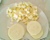 Foto del paso 2 de la receta Tortilla de espárragos silvestres y calabacín