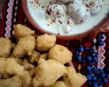A picture of step 5 of Dahi bhally ki Phulkiya.