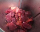 A picture of step 4 of Beet root soup.