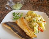 Foto del paso 4 de la receta: Trucha a la plancha, c/papas y salsa verde. #Mercado