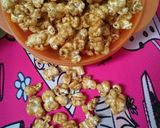Foto langkah ke 3 dari resep Popcorn Caramel.