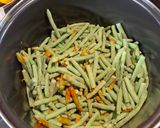 Tejszínes zöldbab főzelék recept fázis 2 fotója