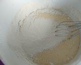 Foto del paso 4 de la receta Bizcocho de trigo y almendra molida