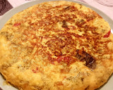 Foto del paso 3 de la receta: Tortilla de brócoli🥦 cebolla y pimientos🌶