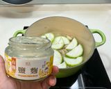 速成料理 |鹽麴絲瓜煨麵的食譜步驟4照片