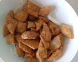 A picture of step 9 of Wheat flour chips.