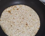 Foto del paso 4 de la receta: Tortillas integrales con pollo y verduras