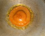 Foto langkah ke 4 dari resep Kue cucur empuk bersarang.