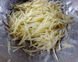 Foto langkah ke 1 dari resep Kentang goreng kriuk.