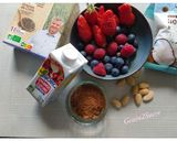 Une image de l'étape 1 de Bowl pudding de chia au lait d’amande & fruits rouges.