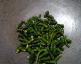 Foto langkah ke 2 dari resep Jantung Ayam Cabe Hijau.