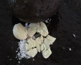 Foto langkah ke 3 dari resep Singkong goreng empuk mereka.