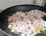 A picture of step 4 of Turkey and Potatoes with Ketchup.