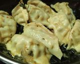 Foto del paso 5 de la receta: Gyozas en Caldo 🍲 de Sabor Oriental 🍜 🇯🇵