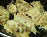 Foto del paso 5 de la receta: Gyozas en Caldo 🍲 de Sabor Oriental 🍜 🇯🇵