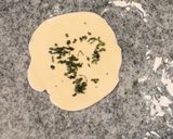 Foto langkah ke 4 dari resep Basil Pancakes.