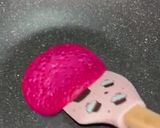 Foto langkah ke 5 dari resep PANCAKE BUAH NAGA / DRAGON FRUIT PANCAKES.