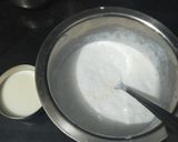 A picture of step 1 of Mango Pulp Crunch Cream.
