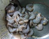 চিংড়ি দিয়ে লাউঘন্ট (chingri diye lau ghonto recipe in Bengali) রেসিপির ধাপ 2 ছবি