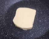 Foto langkah ke 1 dari resep Bechamel cheese homemade untuk isian roti.