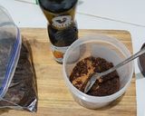 Foto langkah ke 1 dari resep Homemade coffee scrub.