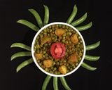 A picture of step 7 of Ghugni or Aloo Matar (no onion garlic).