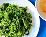Hình bước làm 2 của món 🌱 Đọt Nhãn Lòng Luộc Chấm Nước Muối